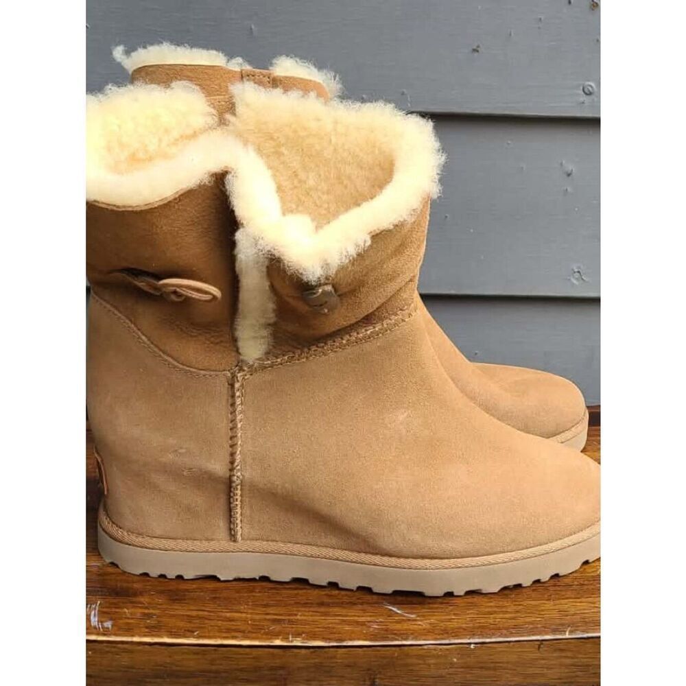 UGG Classic Femme Chestnut Wedge Boot size 8 1/2 NWT